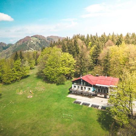 Bed and Breakfast Planinski Dom Na Kalu Dol pri Hrastniku Exterior foto